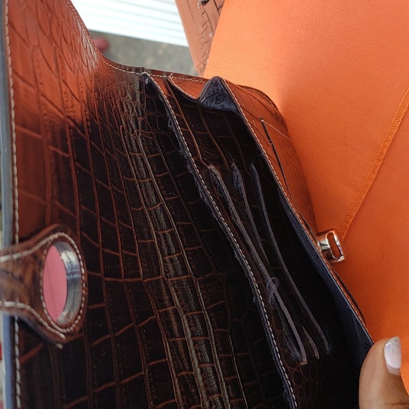 Hermes Brown alligator leather wallet.  Excellent condition. - Picture 6 of 8